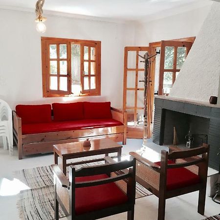 Vitina'S Little House Hotel ภายนอก รูปภาพ