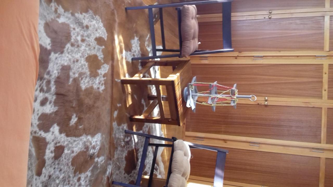 Vitina'S Little House Hotel ภายนอก รูปภาพ