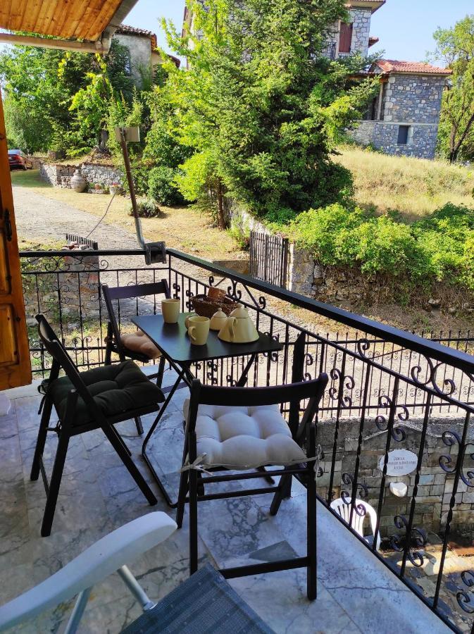 Vitina'S Little House Hotel ภายนอก รูปภาพ